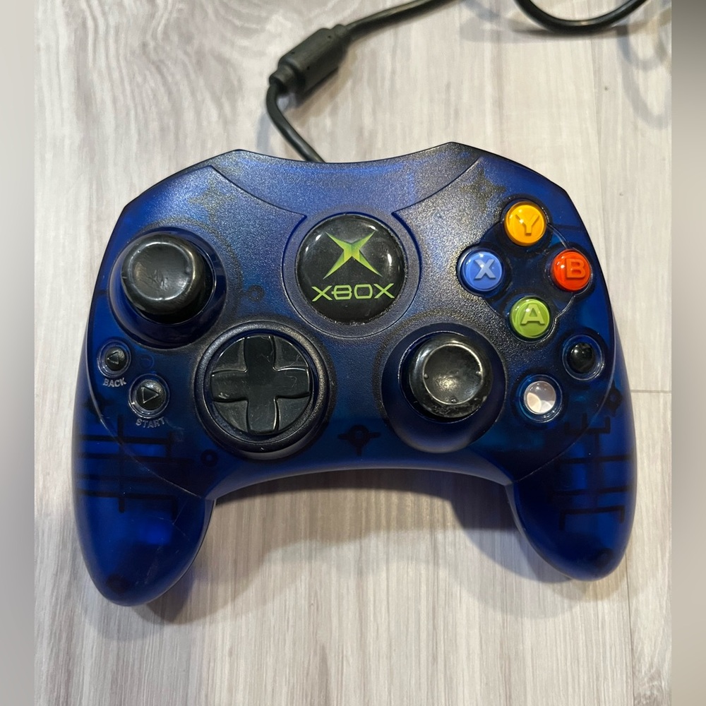 X Box Blue Wired Controller